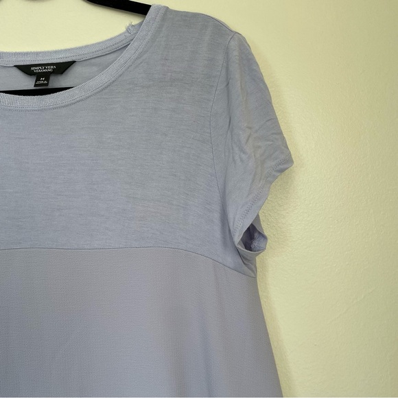 Simply Vera | Lavender Asymmetrical Short Sleeve Top | Size Medium - Picture 5 of 10